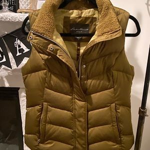 EDDIE BAUER Goose Down Puffer Vest in olive